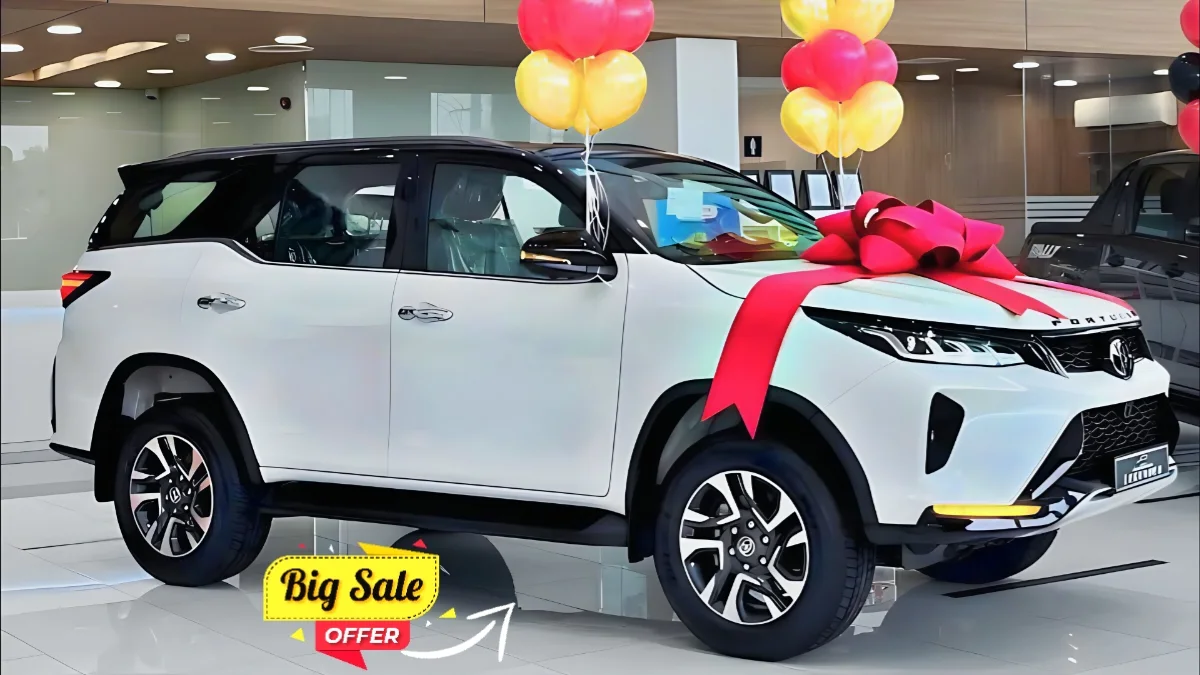 झमाझम लुक से मार्केट में जलजला मचा रही न्यू Toyota Fortuner 2025, डिंगडोंग फीचर्स और इंजन भी पावरफुल