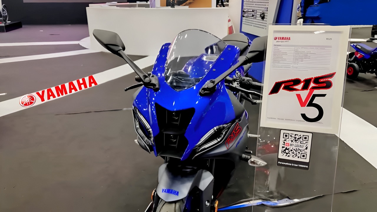 Yamaha R15 Electric